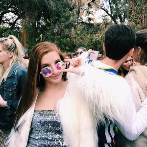 Meet your Posher, Nina